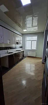 Satılır 2 otaqlı mənzil 75 m²