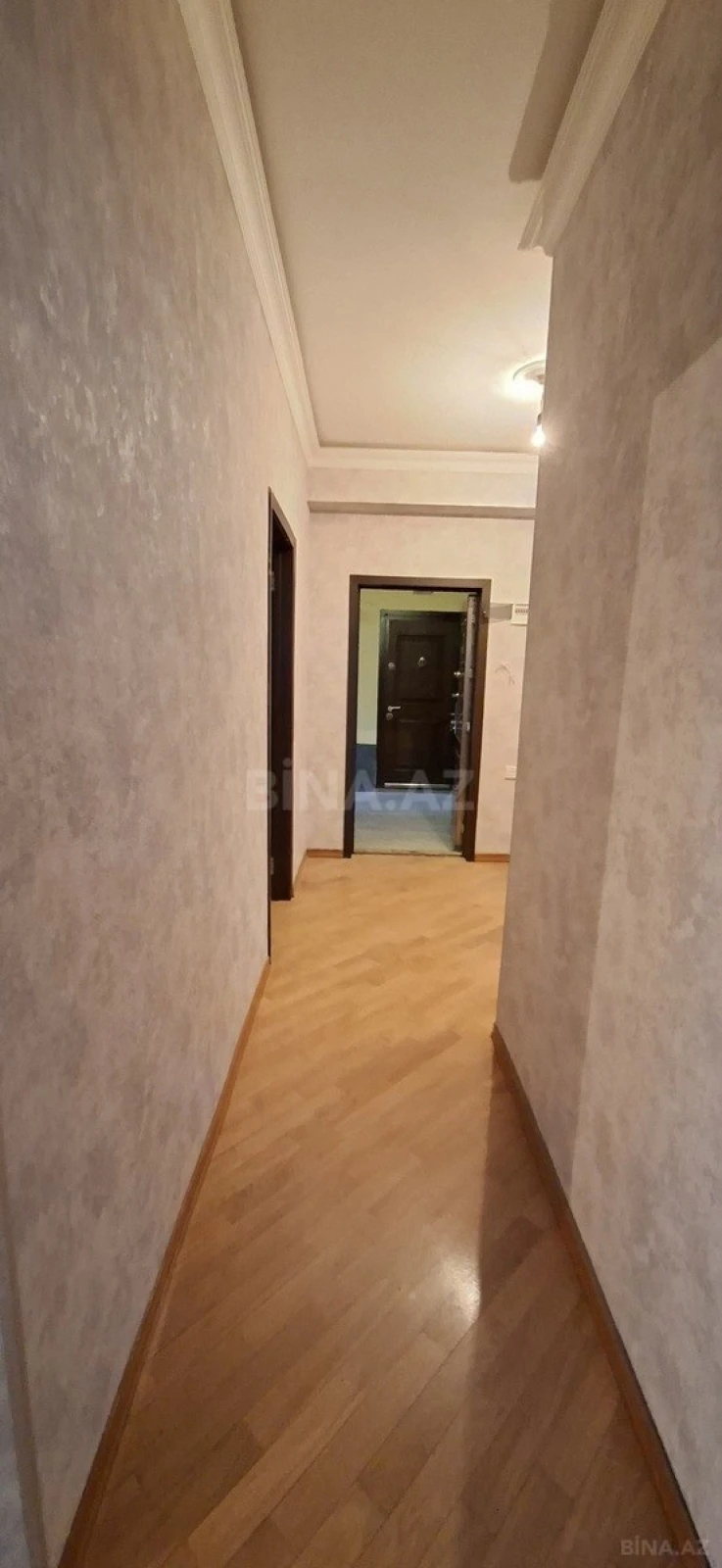 Satılır 2 otaqlı mənzil 75 m²