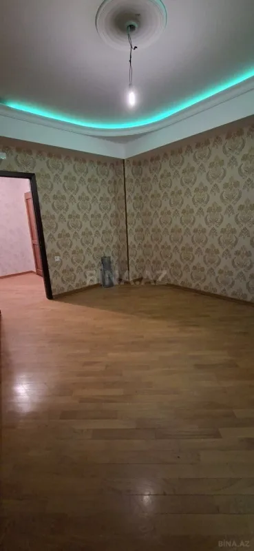 Satılır 2 otaqlı mənzil 75 m²