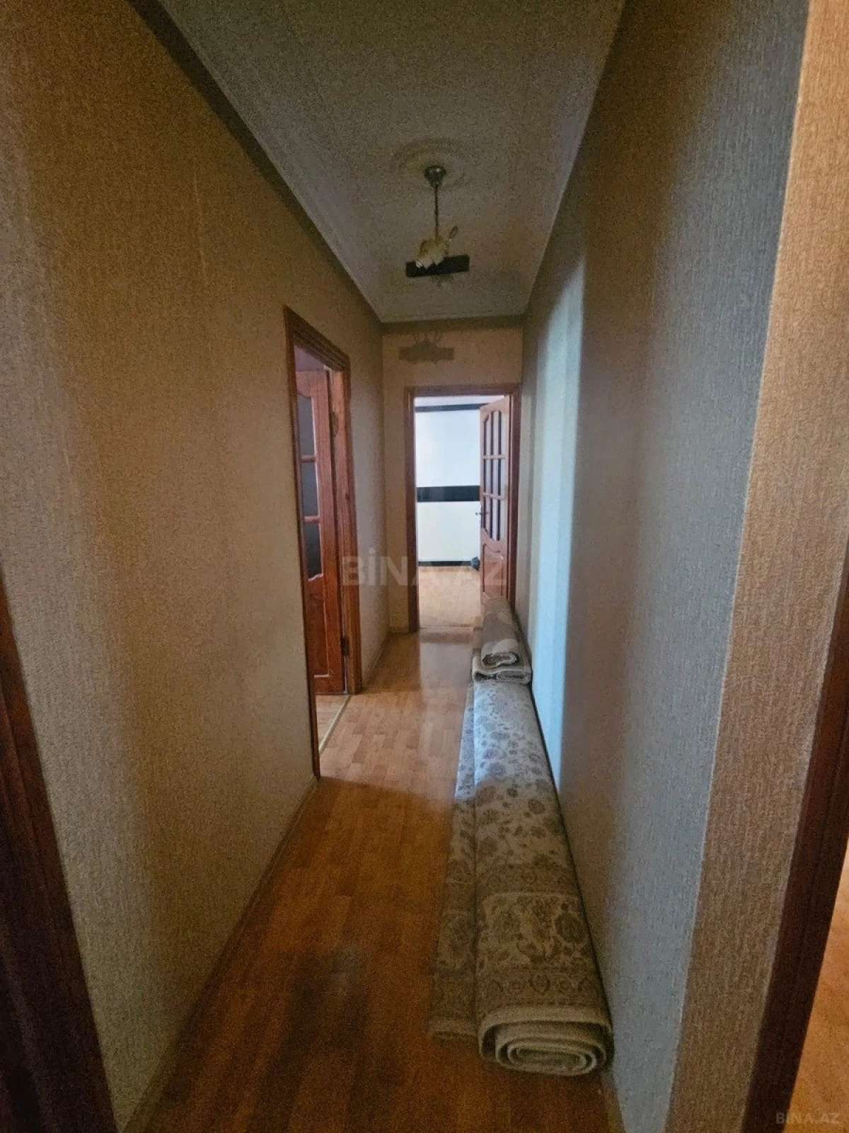 Satılır 5 otaqlı mənzil 120 m²