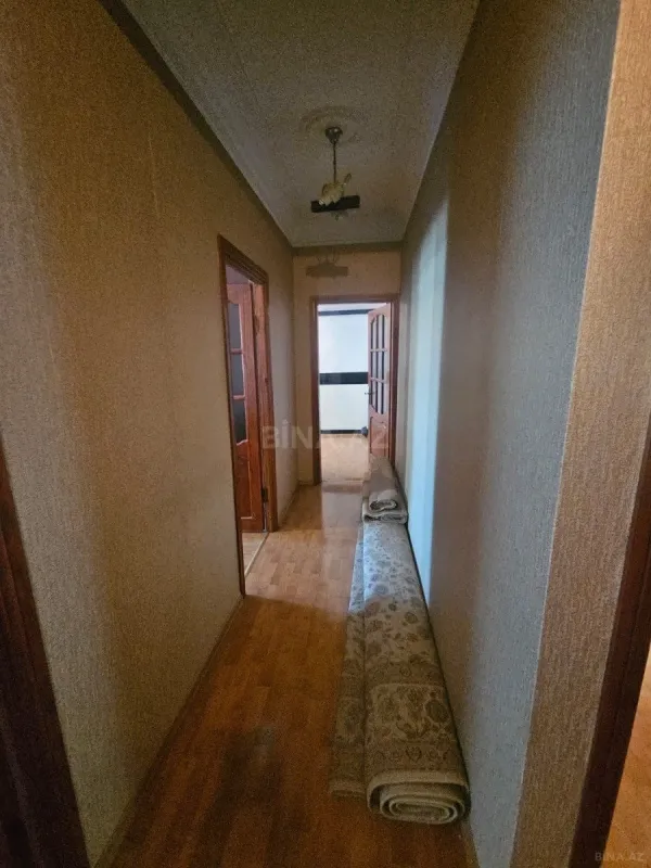 Satılır 5 otaqlı mənzil 120 m²