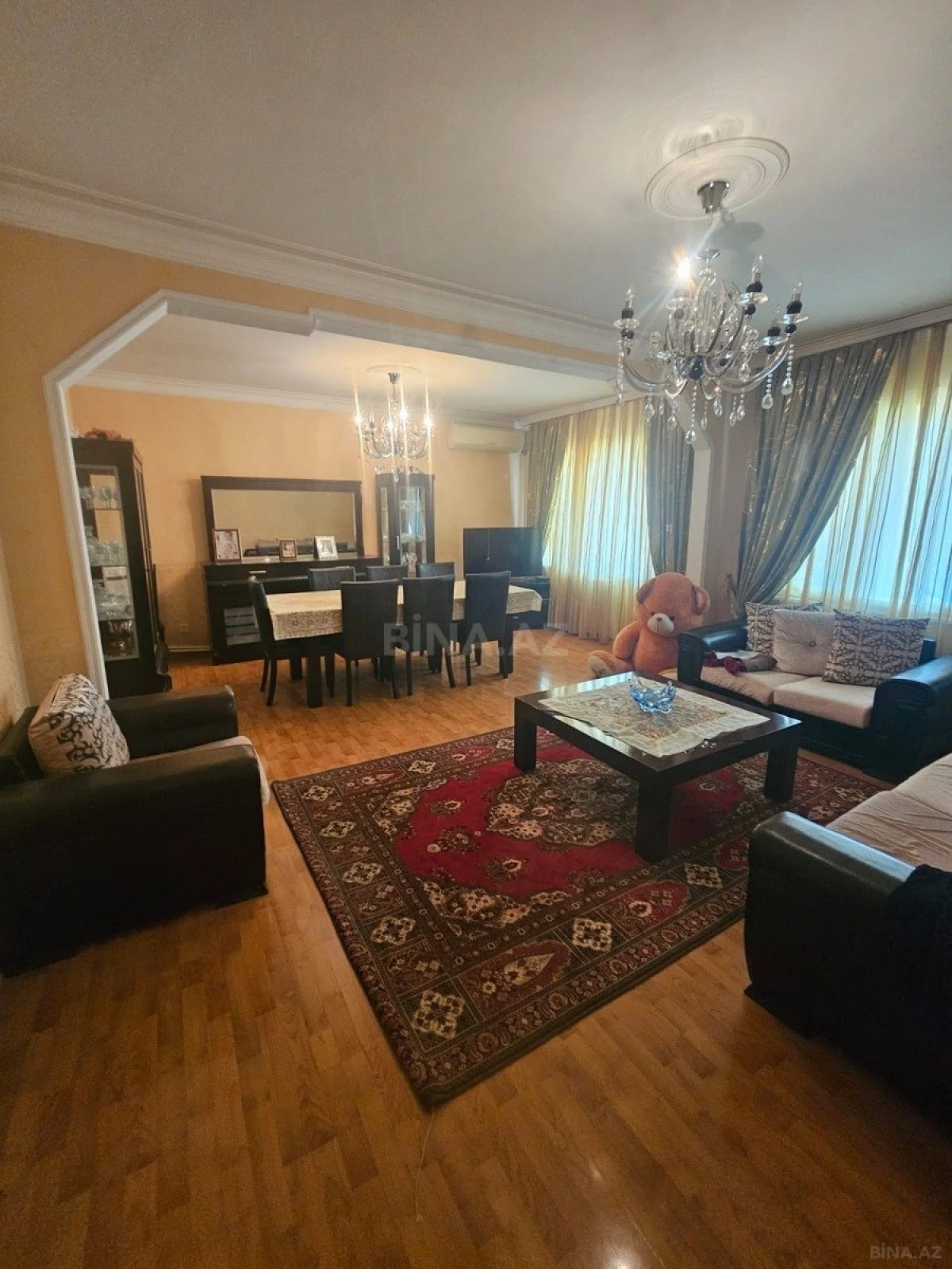 Satılır 5 otaqlı mənzil 120 m²