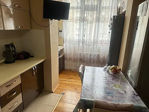 Satılır 3 otaqlı mənzil 79 m²
