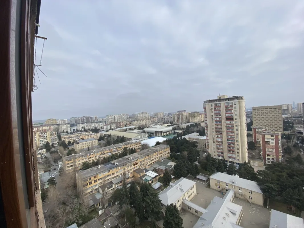 Satılır 2 otaqlı mənzil 90 m²