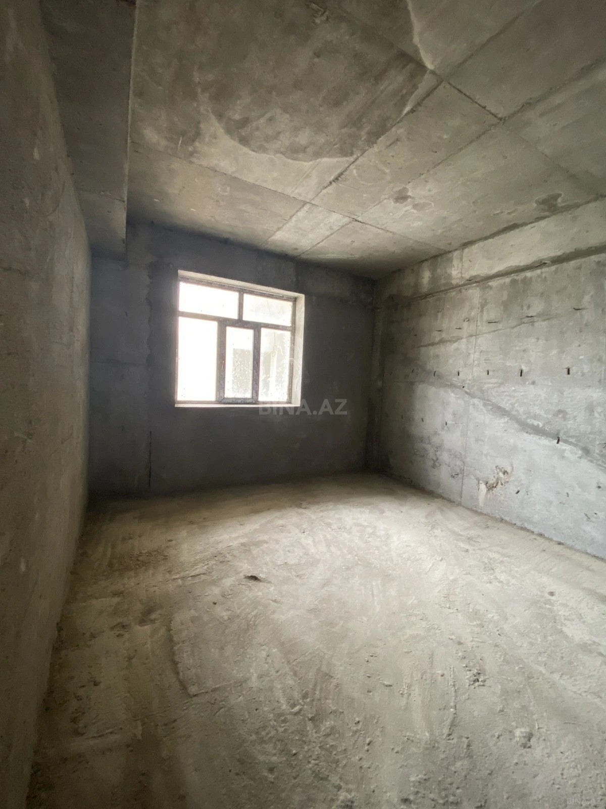 Satılır 2 otaqlı mənzil 90 m²