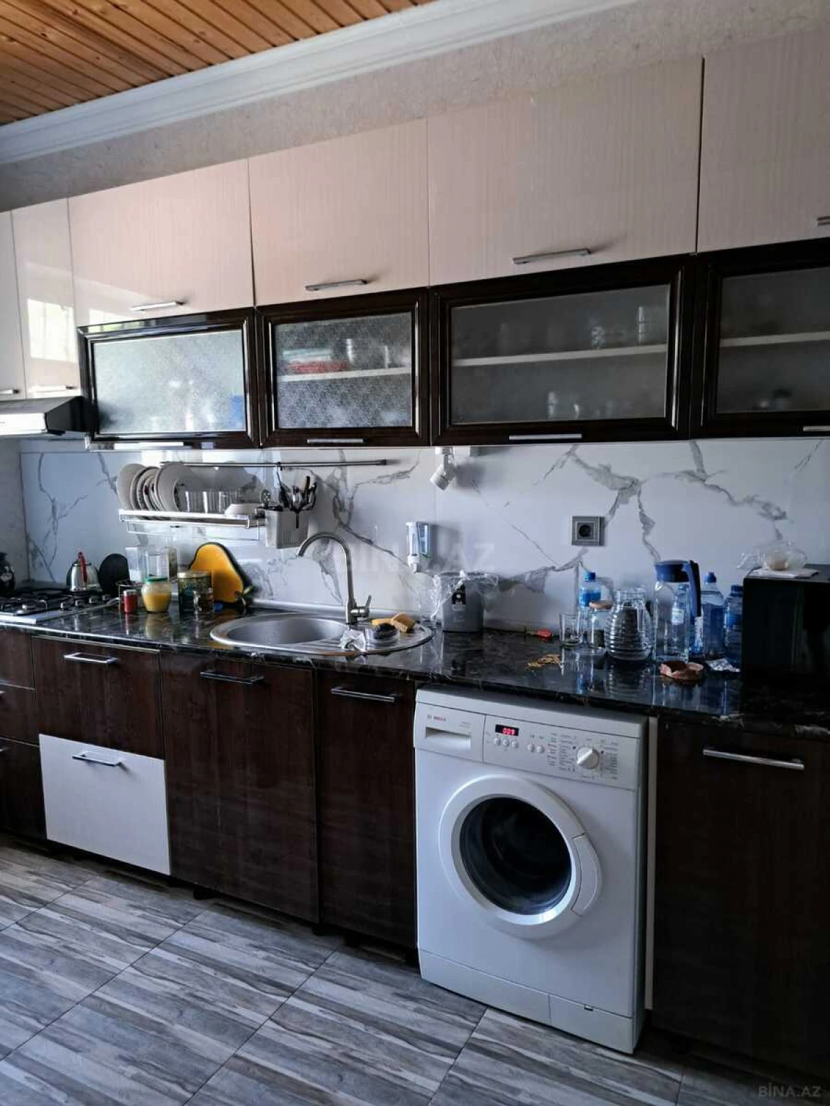 Satılır 4 otaqlı həyət evi 200 m²