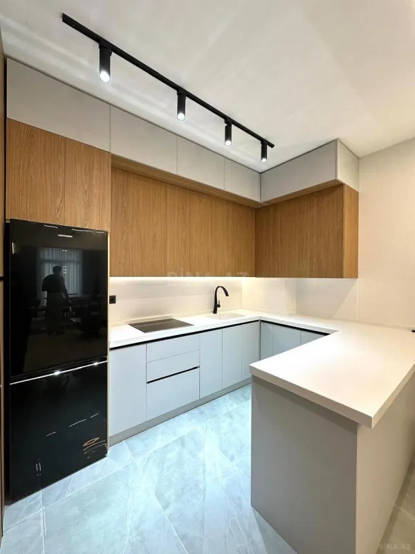 Satılır 2 otaqlı mənzil 67 m²