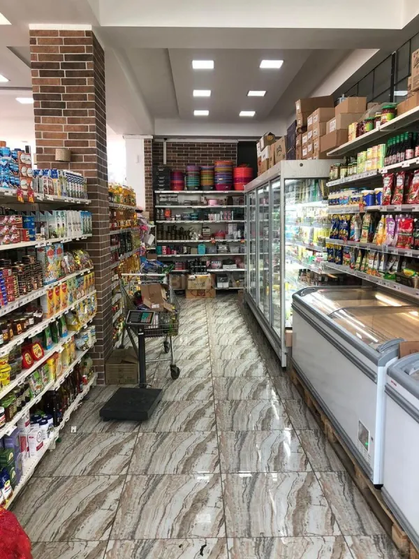 Satılır obyekt 500 m²