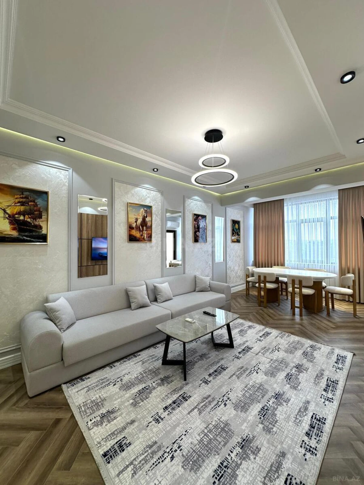 Satılır 2 otaqlı mənzil 67 m²