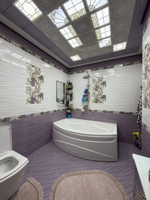 Satılır 3 otaqlı mənzil 147 m²