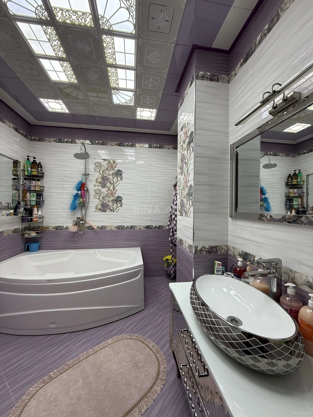 Satılır 3 otaqlı mənzil 147 m²