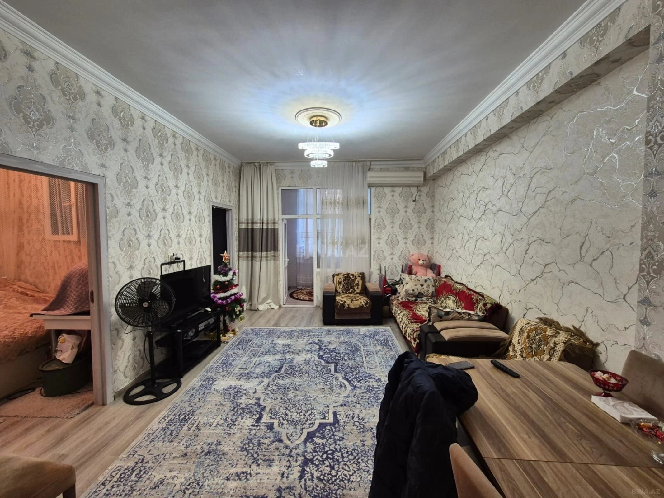 Satılır 2 otaqlı mənzil 62 m²