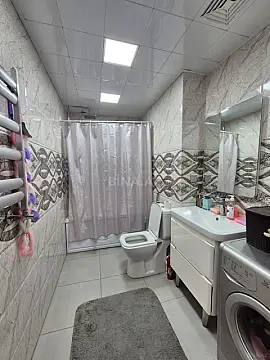 Satılır 2 otaqlı mənzil 62 m²