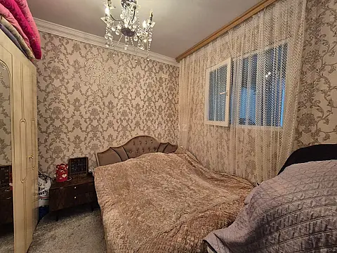 Satılır 2 otaqlı mənzil 62 m²