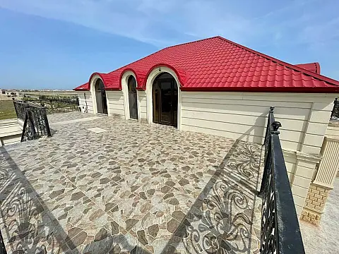 Satılır 6 otaqlı həyət evi 540 m²