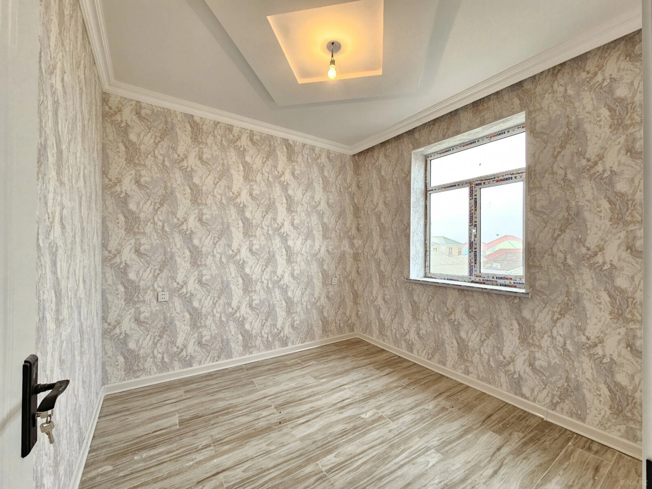 Satılır 3 otaqlı mənzil 65 m²