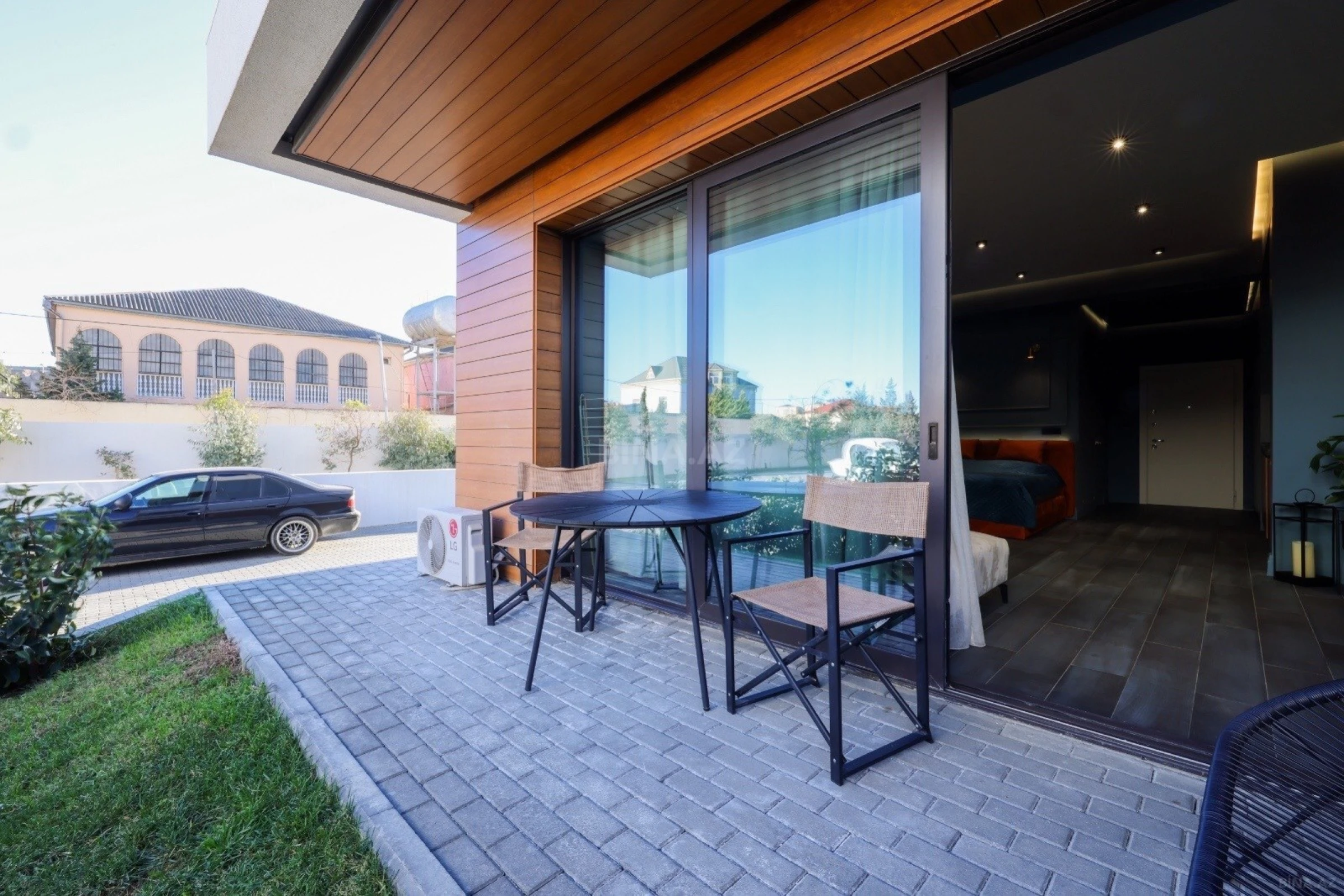 Kirayə verilir 1 otaqlı mənzil 65 m²