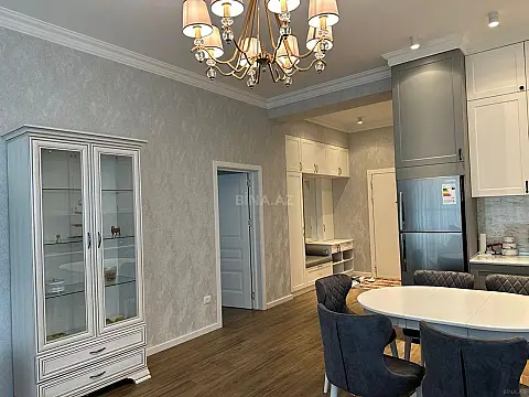 Kirayə verilir 2 otaqlı mənzil 97 m²