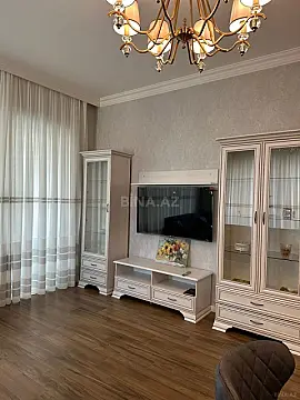 Kirayə verilir 2 otaqlı mənzil 97 m²