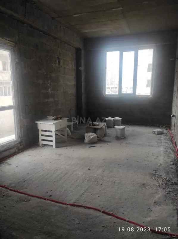 Satılır 3 otaqlı mənzil 100 m²