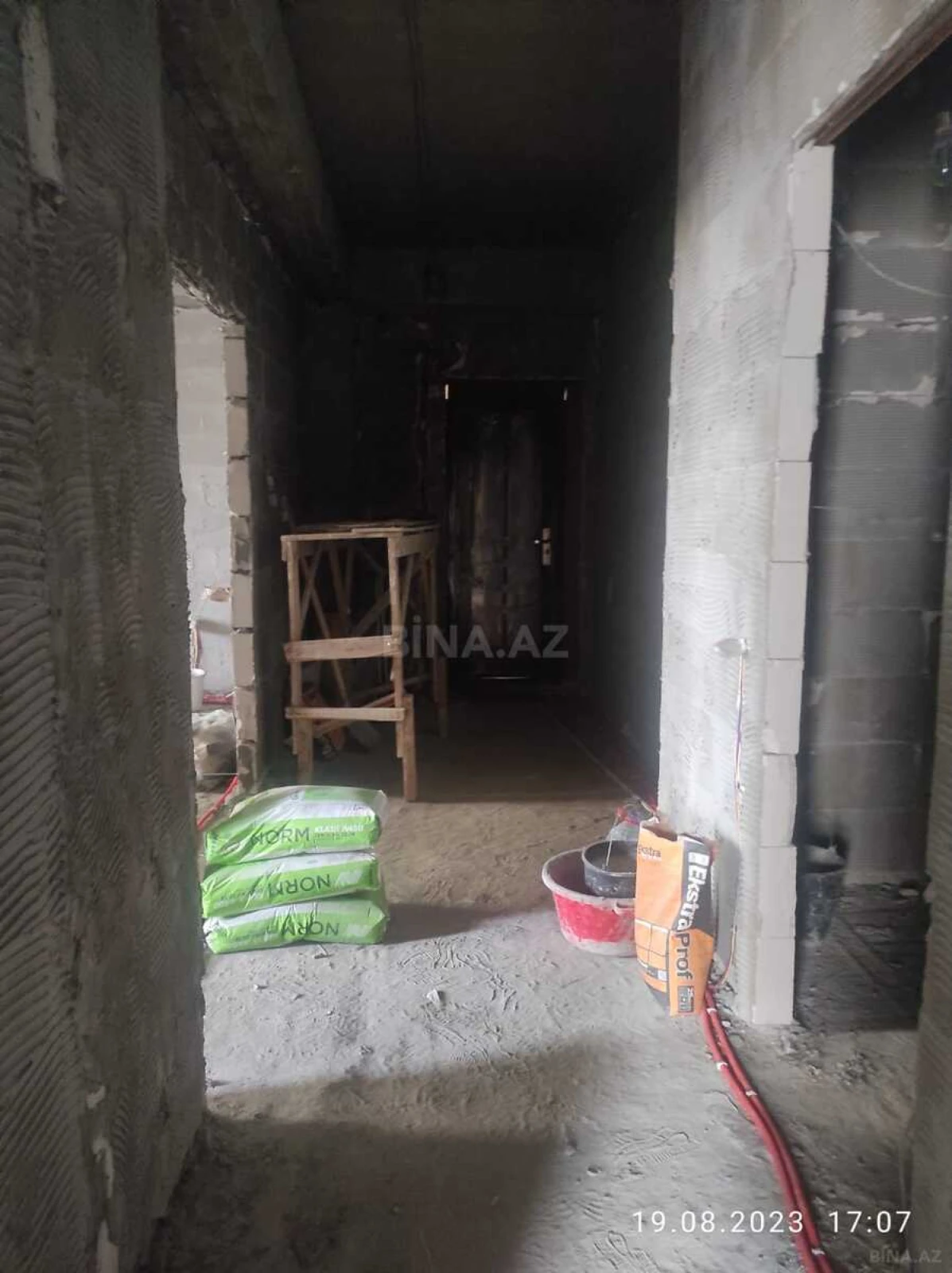 Satılır 3 otaqlı mənzil 100 m²