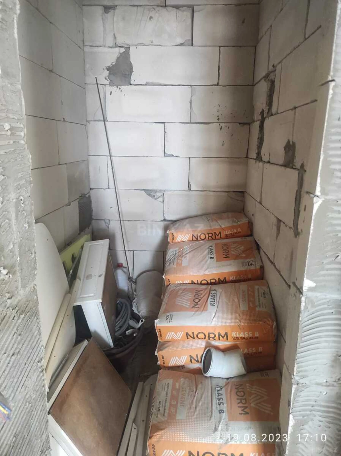 Satılır 3 otaqlı mənzil 100 m²