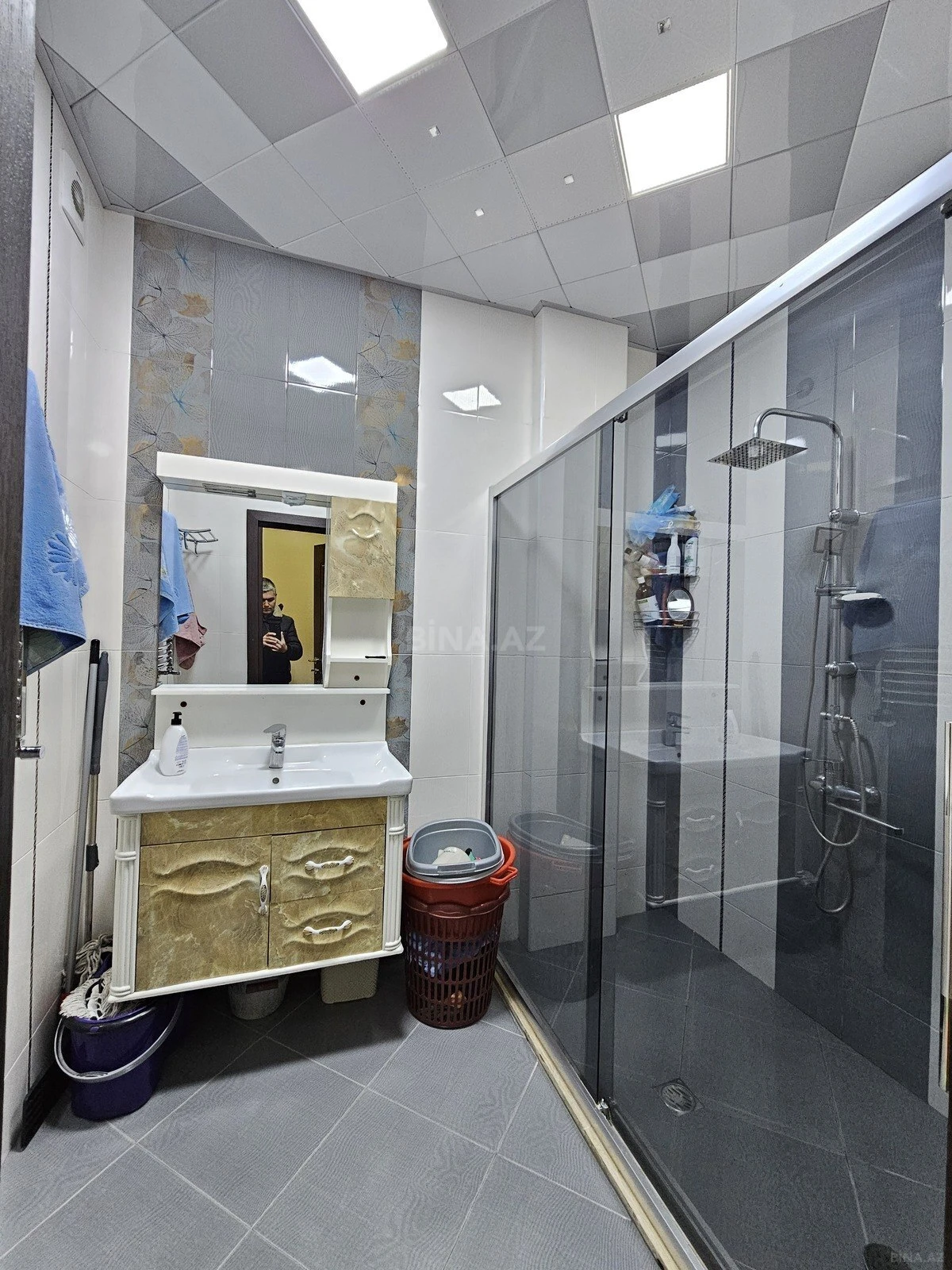 Satılır 3 otaqlı mənzil 93 m²