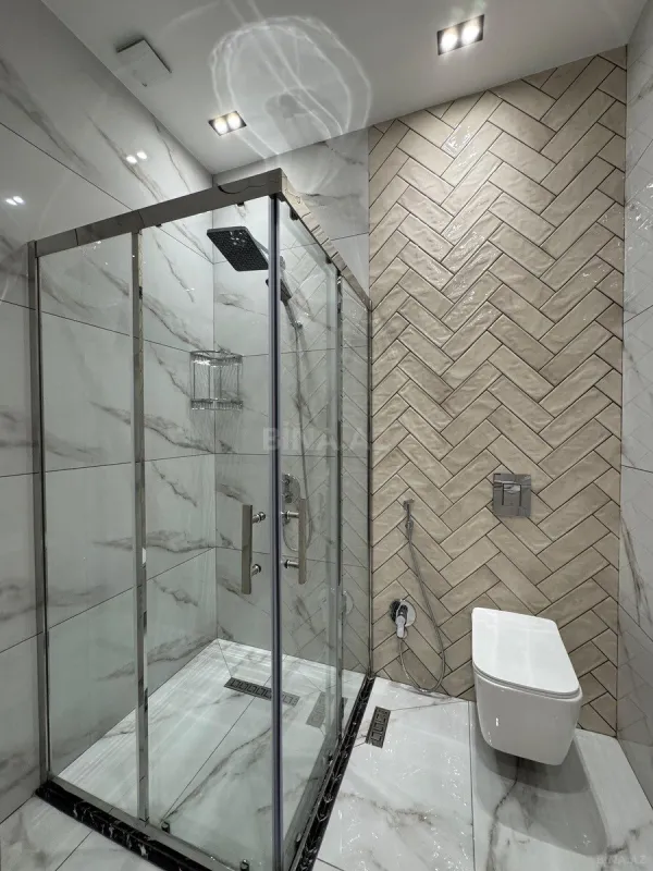 Satılır 2 otaqlı mənzil 86 m²