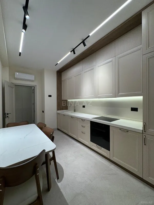 Satılır 2 otaqlı mənzil 86 m²