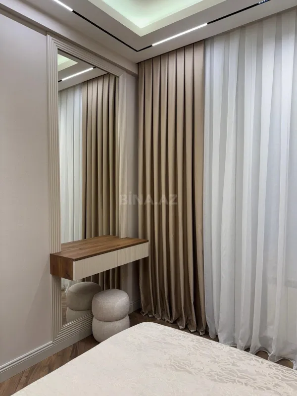 Satılır 2 otaqlı mənzil 86 m²