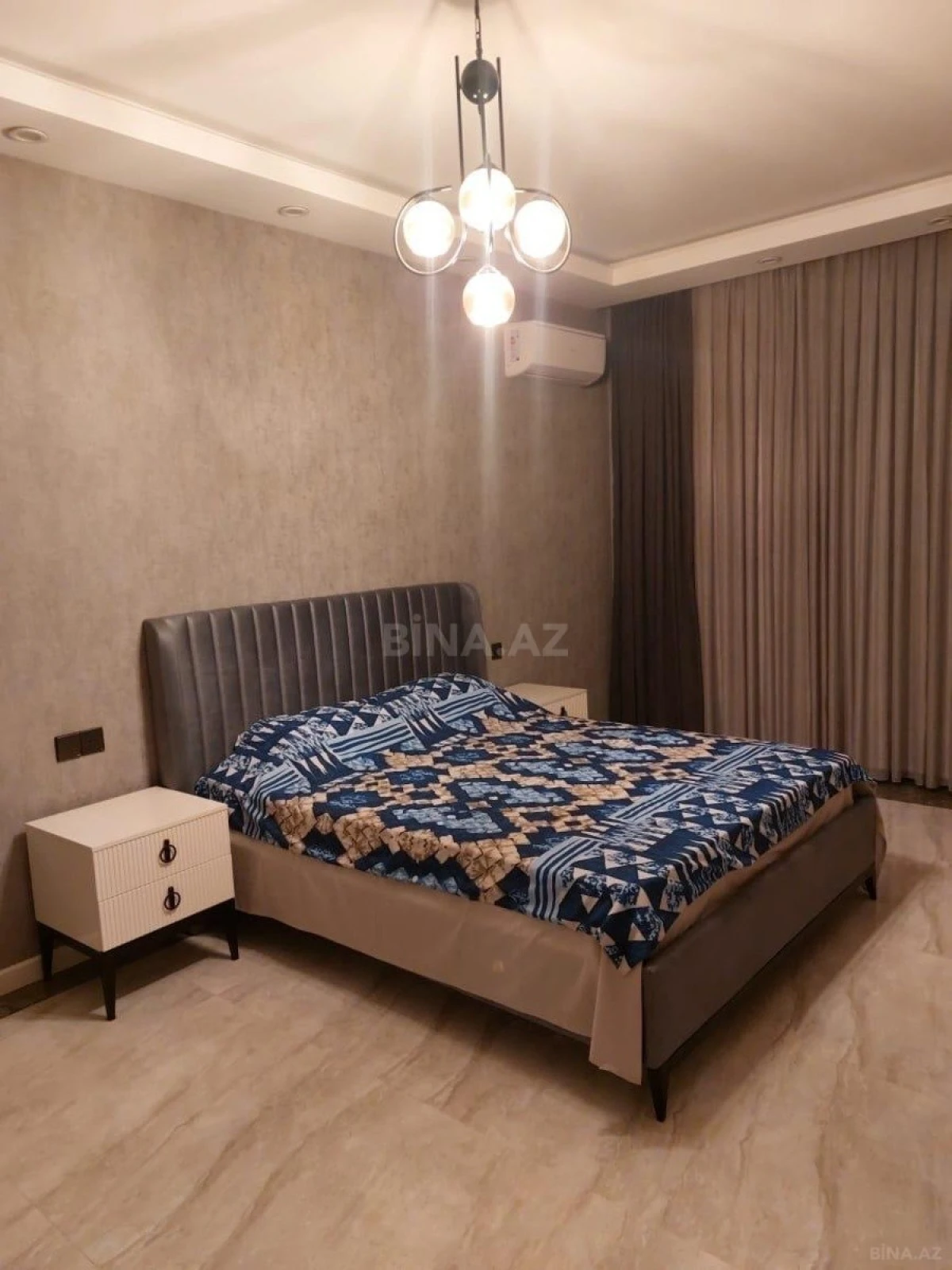Kirayə verilir 2 otaqlı mənzil 100 m²