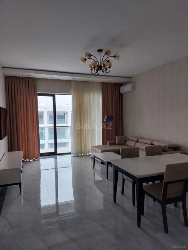 Kirayə verilir 2 otaqlı mənzil 100 m²