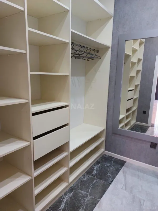 Kirayə verilir 2 otaqlı mənzil 100 m²