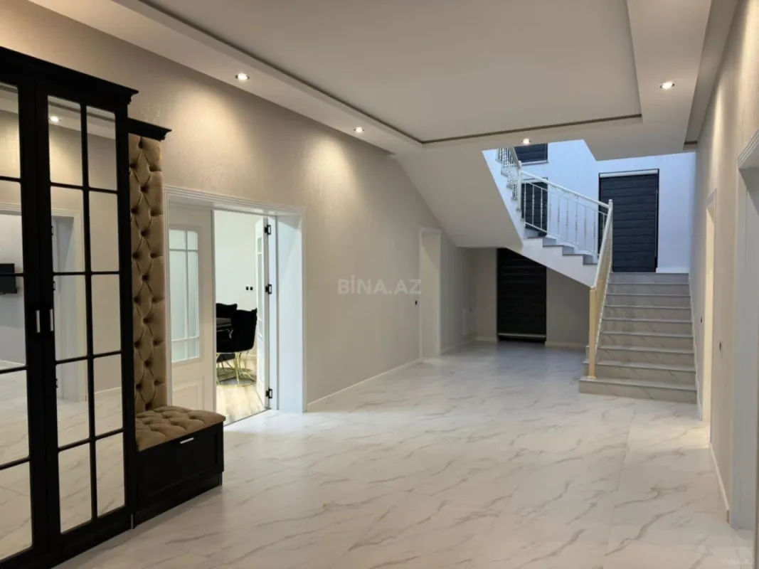 Kirayə verilir 5 otaqlı həyət evi 380 m²