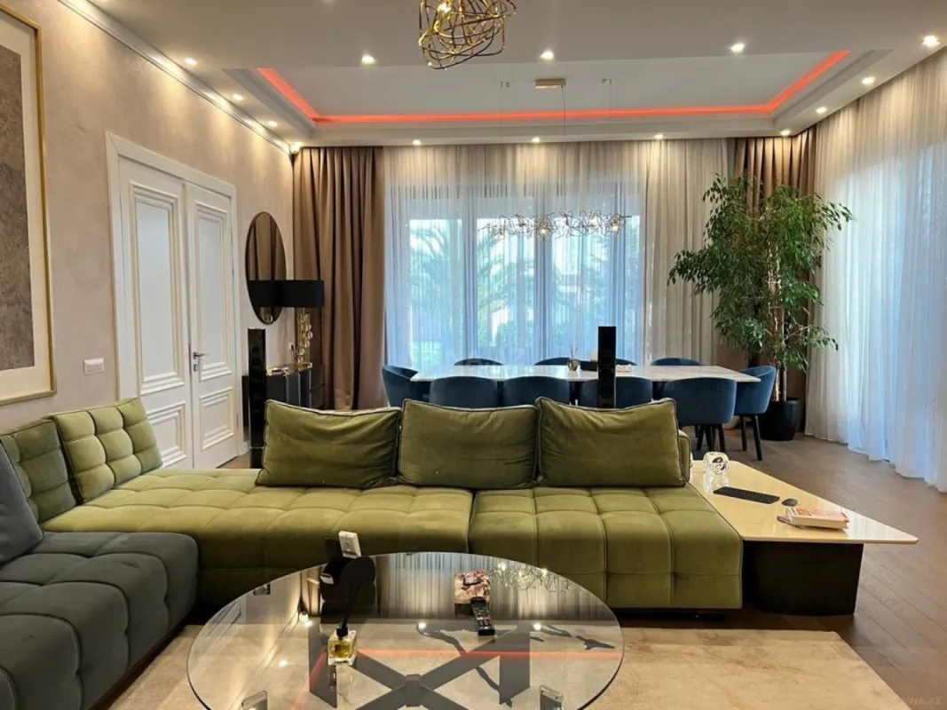 Kirayə verilir 6 otaqlı həyət evi 600 m²