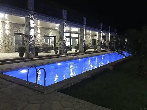 Kirayə verilir 5 otaqlı həyət evi 500 m²