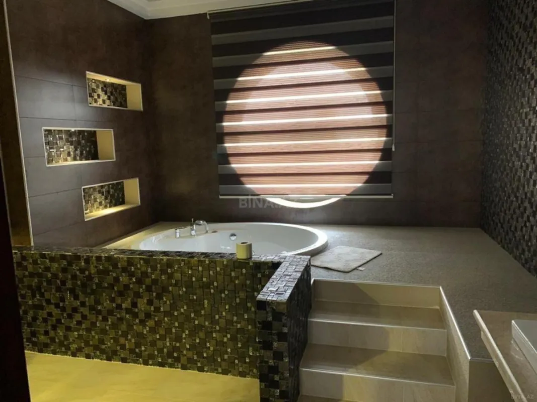 Kirayə verilir 5 otaqlı həyət evi 500 m²