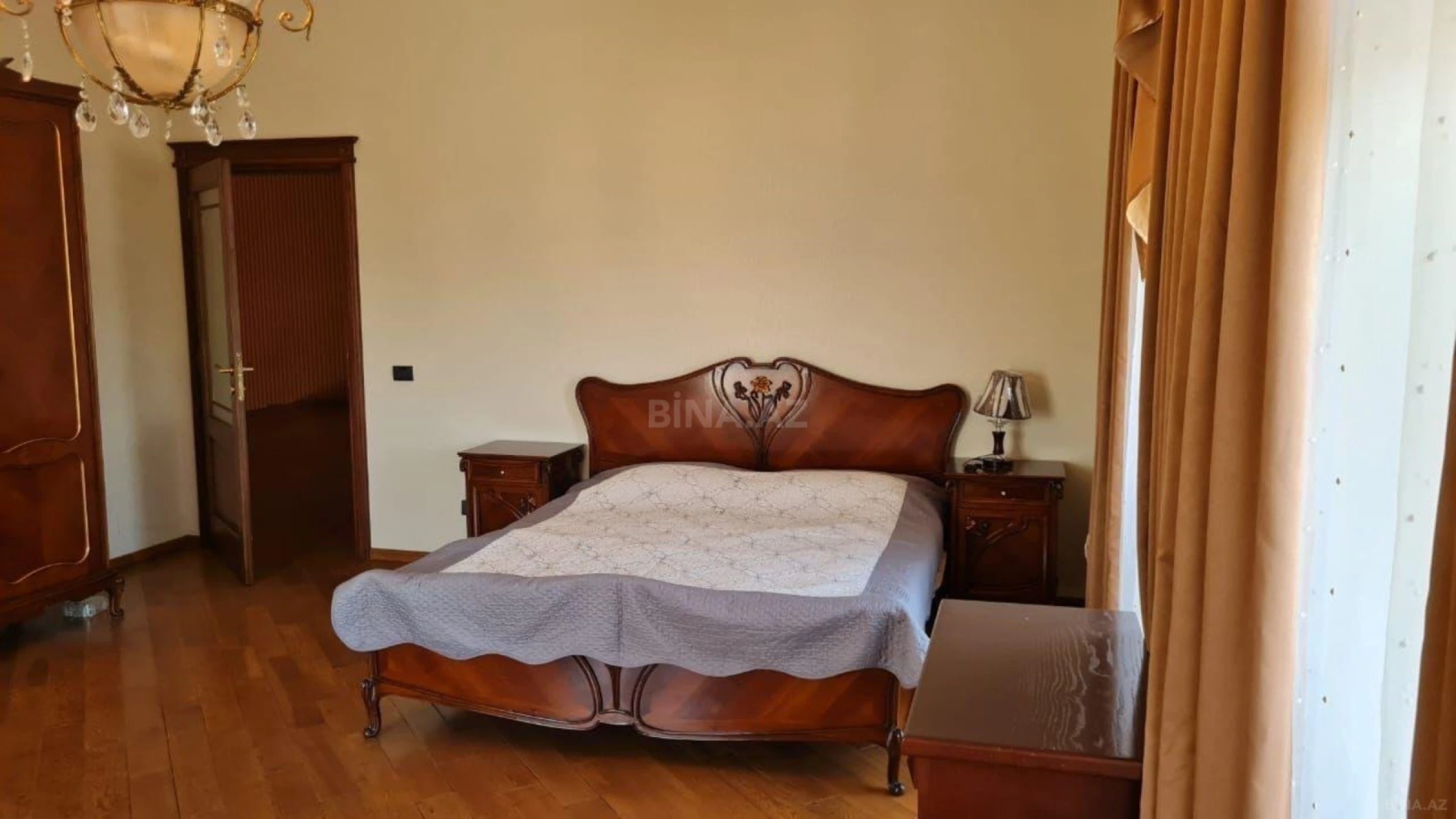 Kirayə verilir 5 otaqlı həyət evi 500 m²