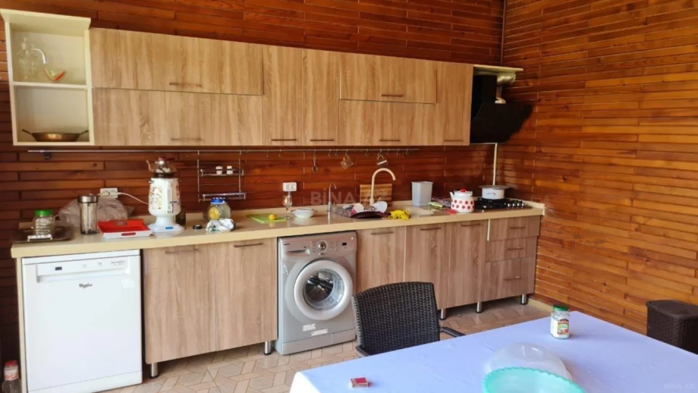 Kirayə verilir 5 otaqlı həyət evi 500 m²