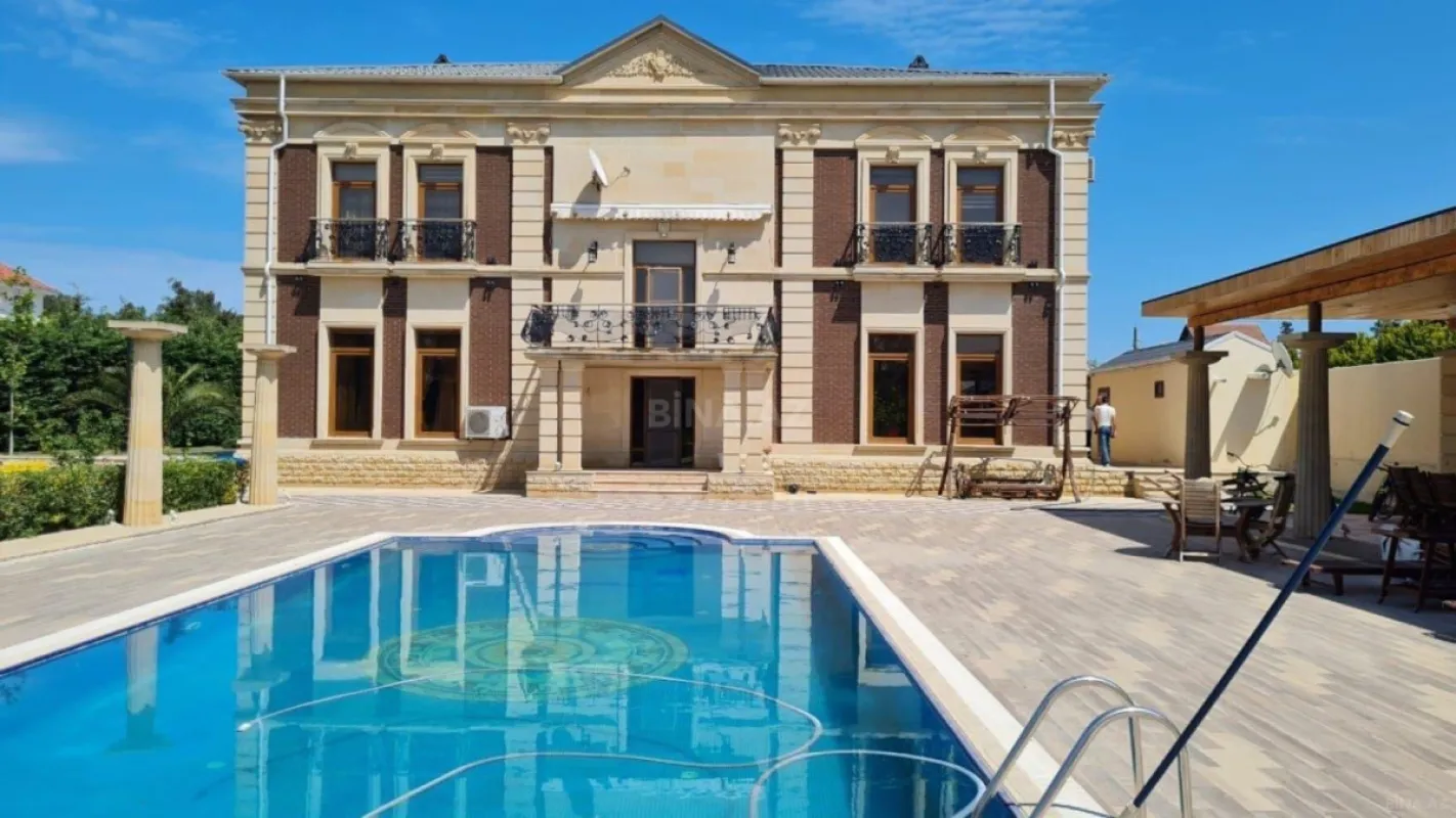 Kirayə verilir 5 otaqlı həyət evi 500 m²