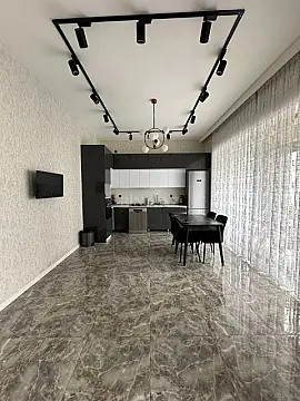 Kirayə verilir 4 otaqlı həyət evi 200 m²