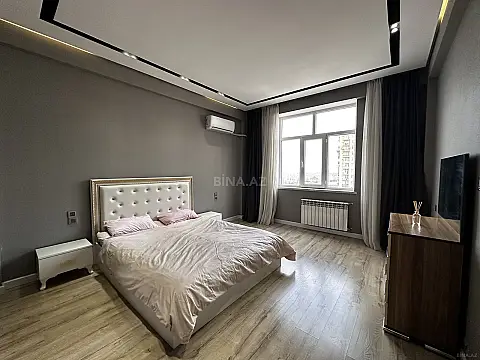 Satılır 2 otaqlı mənzil 95 m²