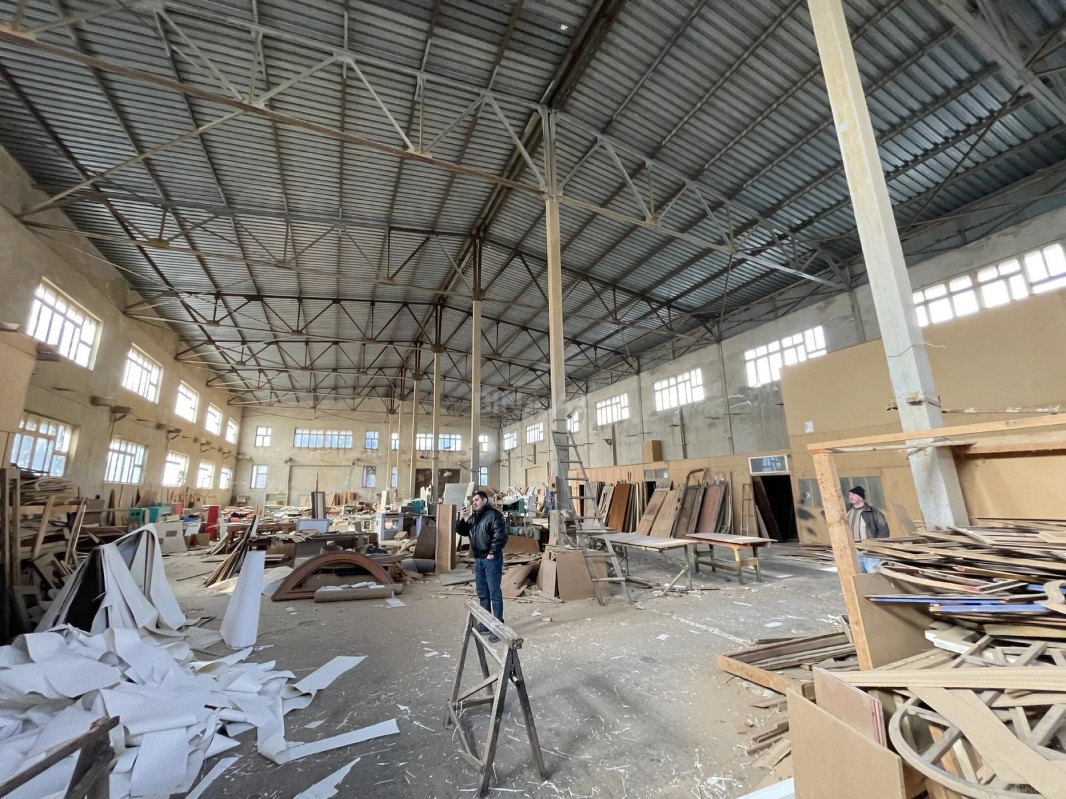 Kirayə verilir obyekt 1500 m²