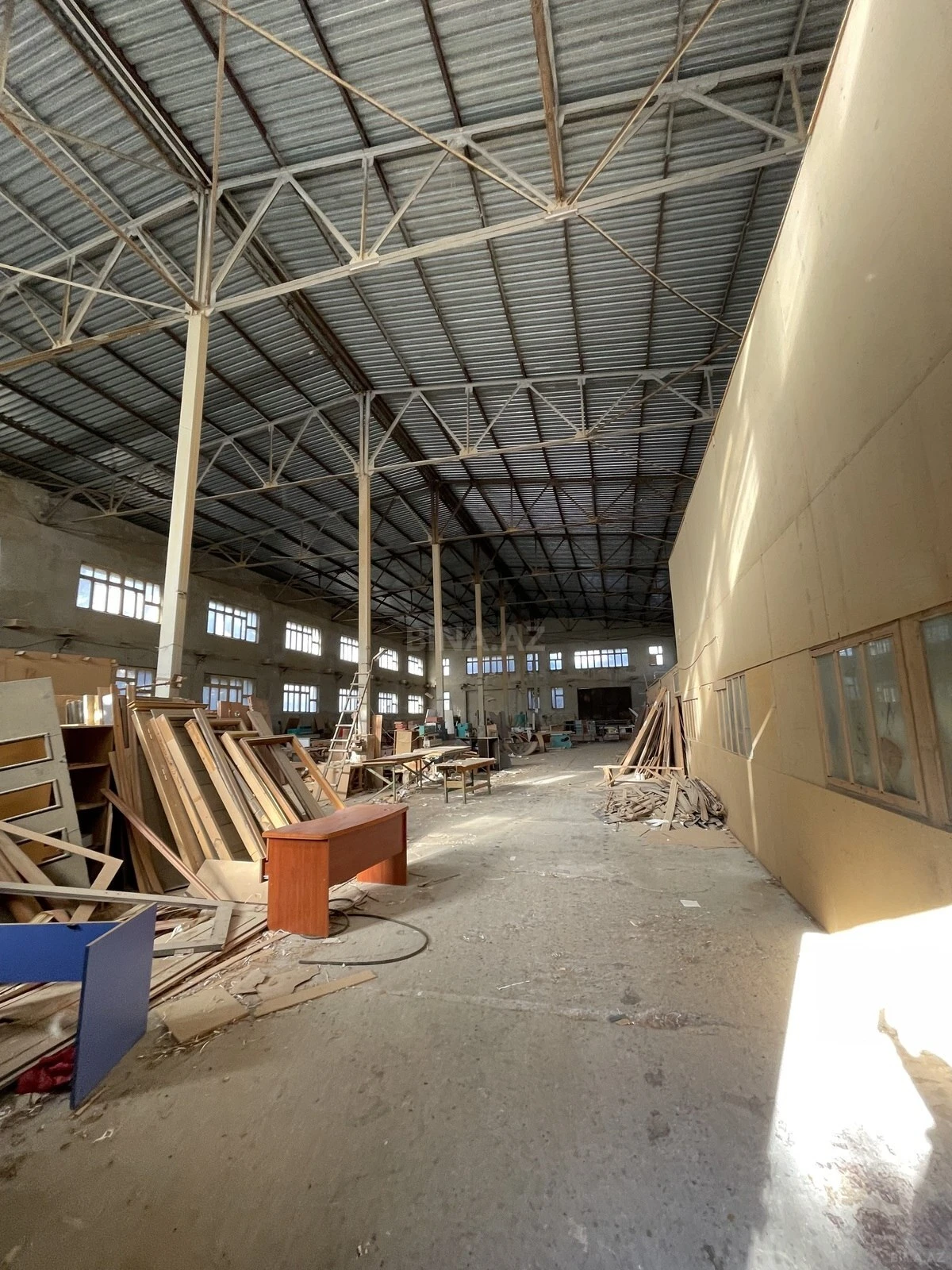 Kirayə verilir obyekt 1500 m²