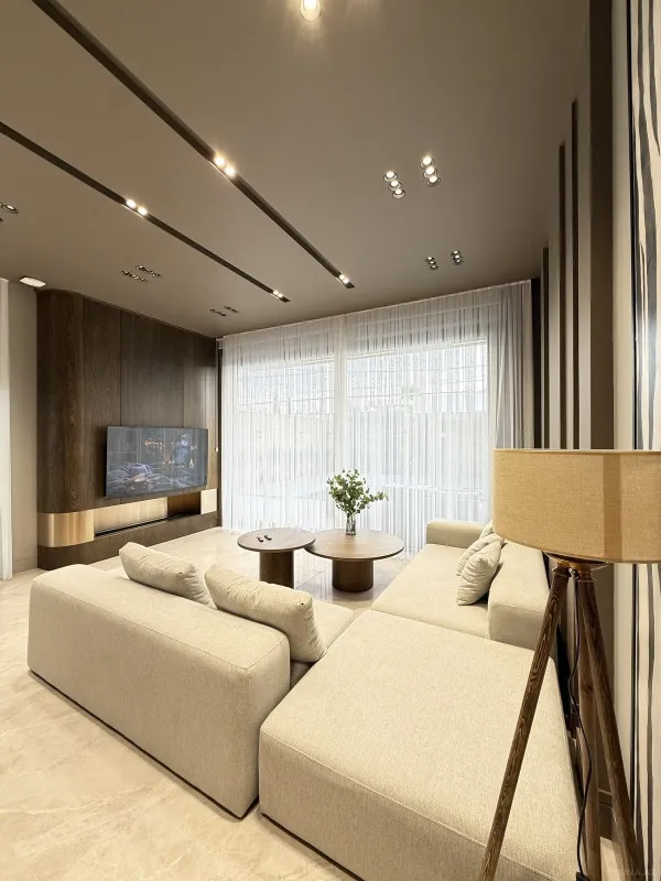 Satılır 4 otaqlı həyət evi 250 m²