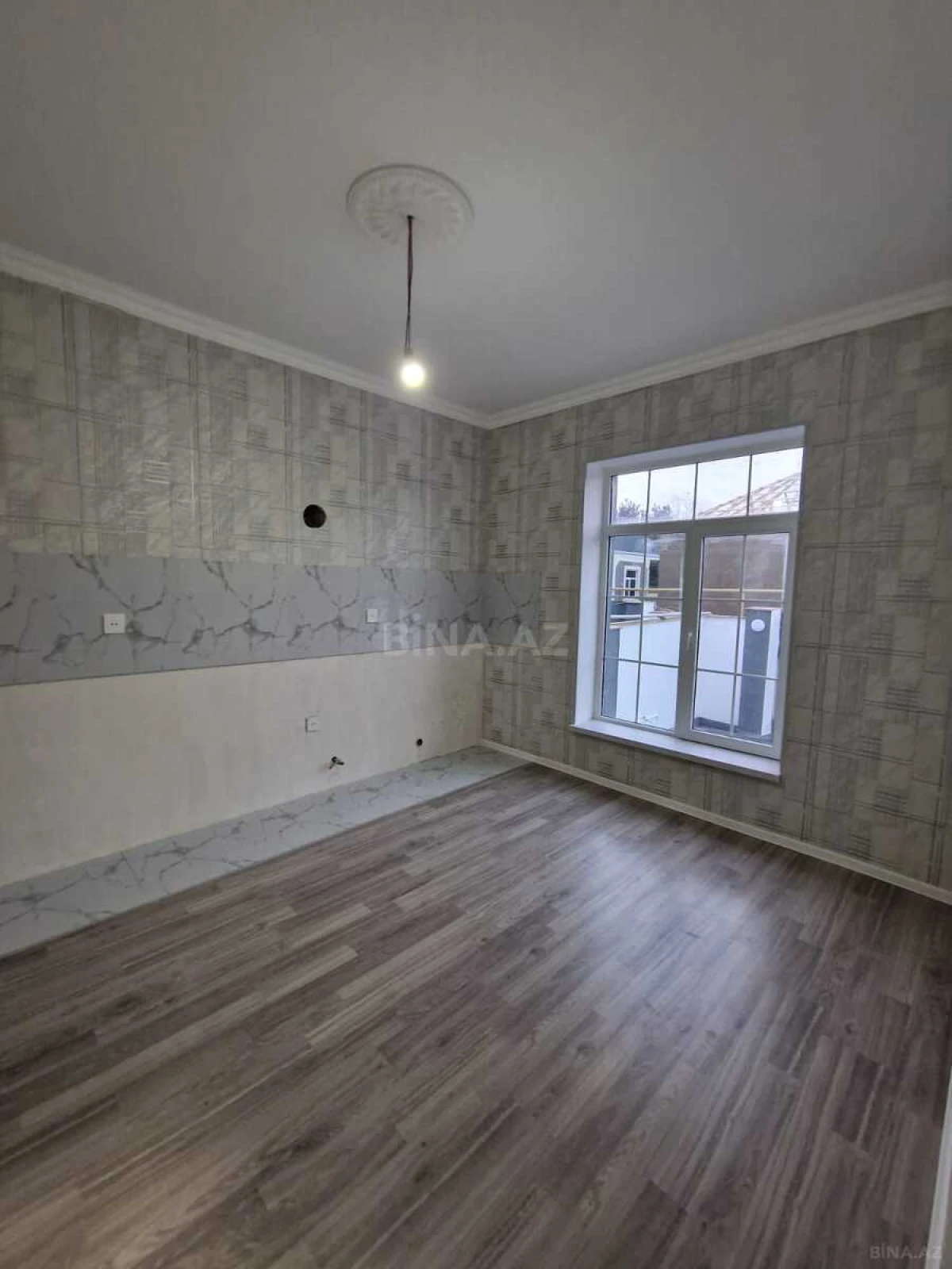 Satılır 4 otaqlı həyət evi 123 m²