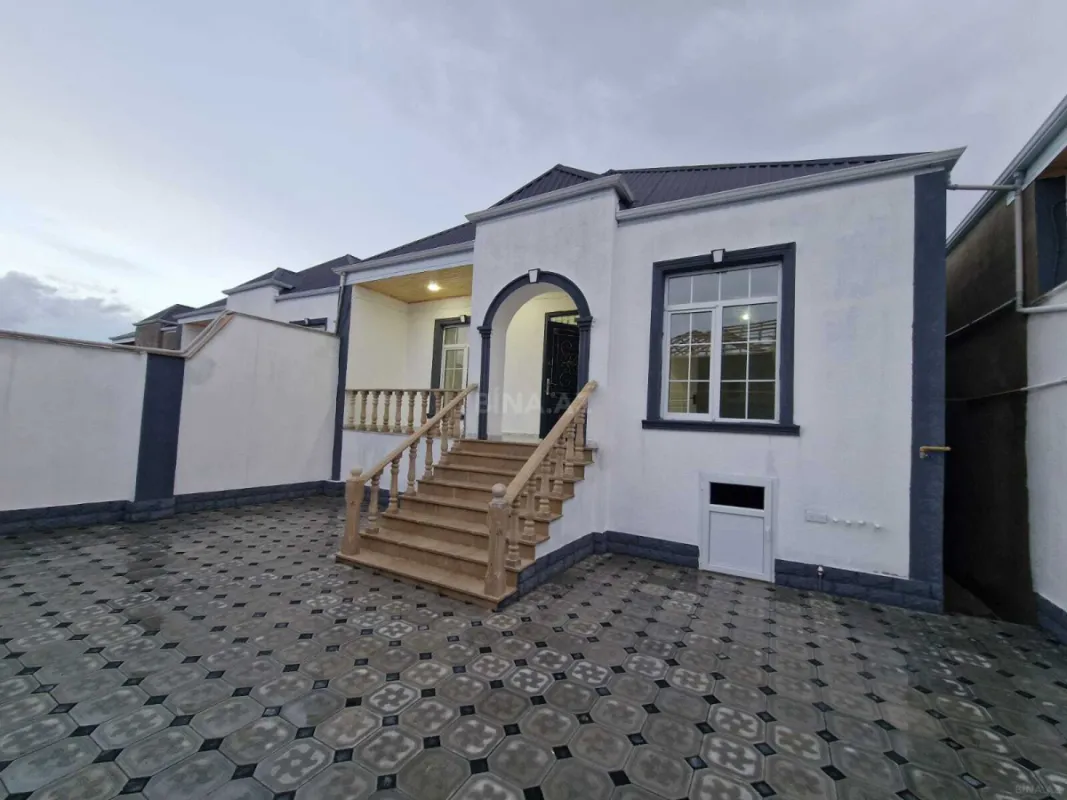 Satılır 4 otaqlı həyət evi 123 m²