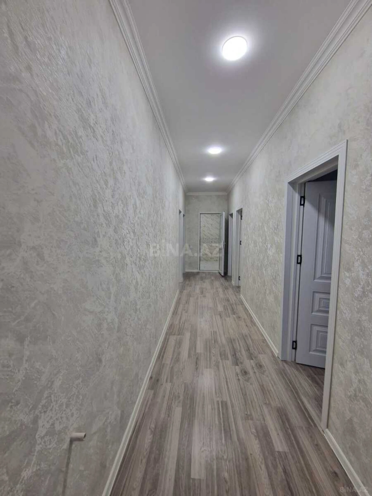 Satılır 4 otaqlı həyət evi 123 m²