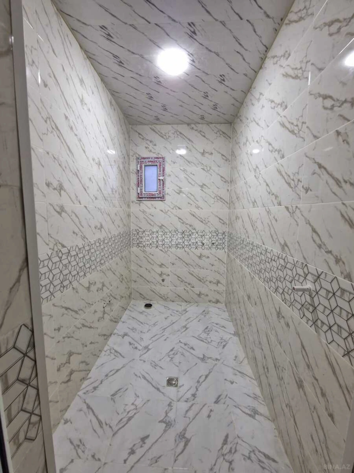 Satılır 4 otaqlı həyət evi 123 m²