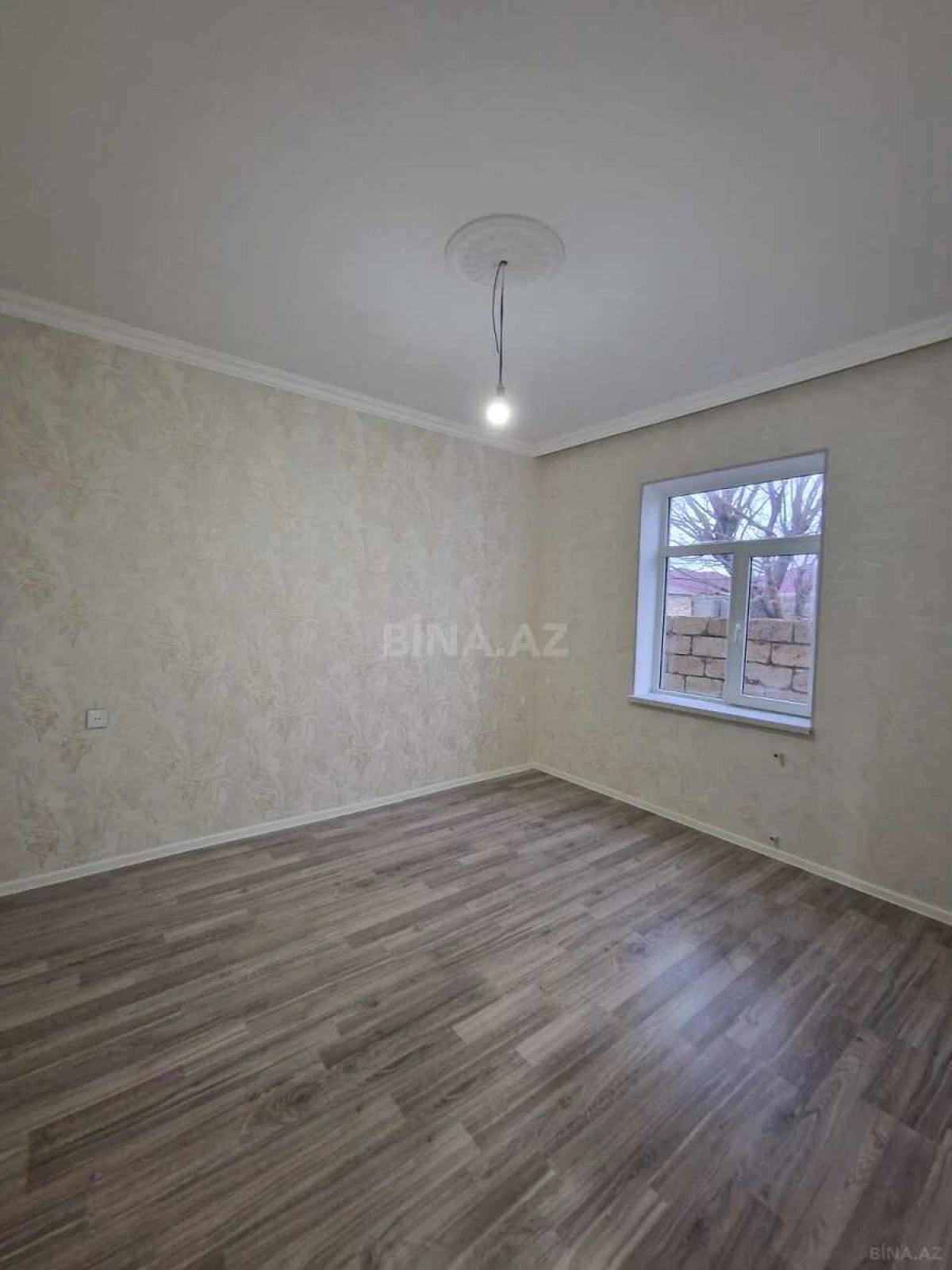Satılır 4 otaqlı həyət evi 123 m²
